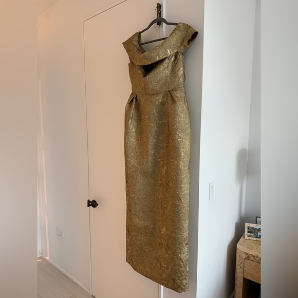 NWT Rebecca Vallance Solana Off the Shoulder Gown Gown Size US 10 - Picture 4 of 9